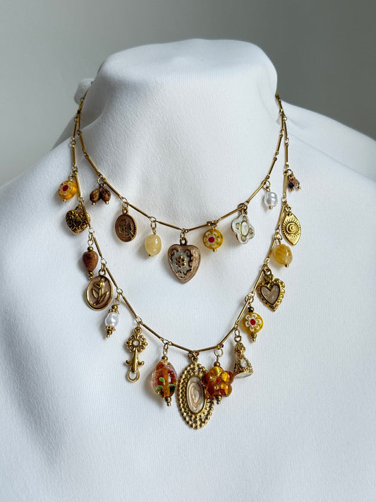 COLLIER LOUNA