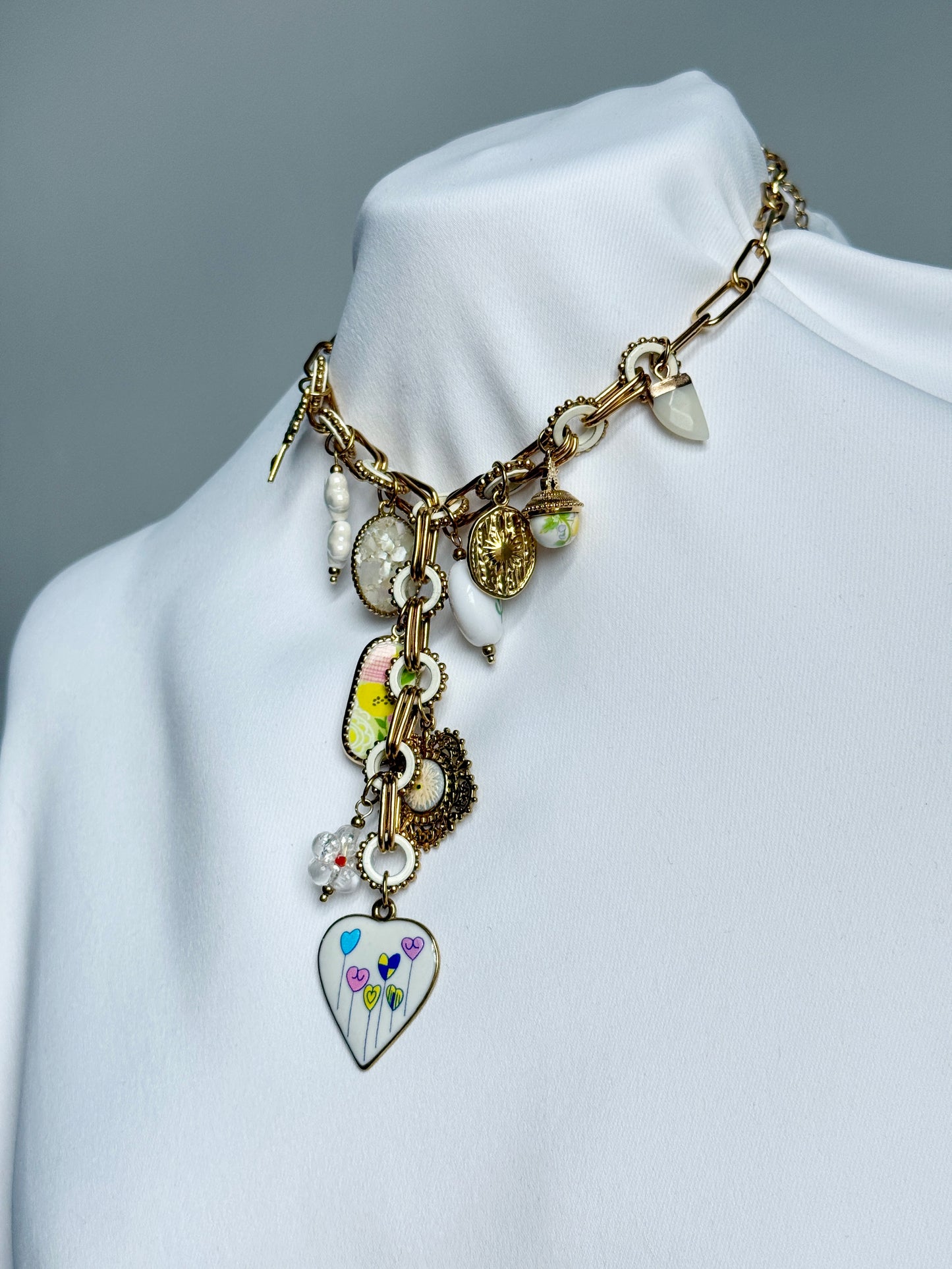 COLLIER TESSA