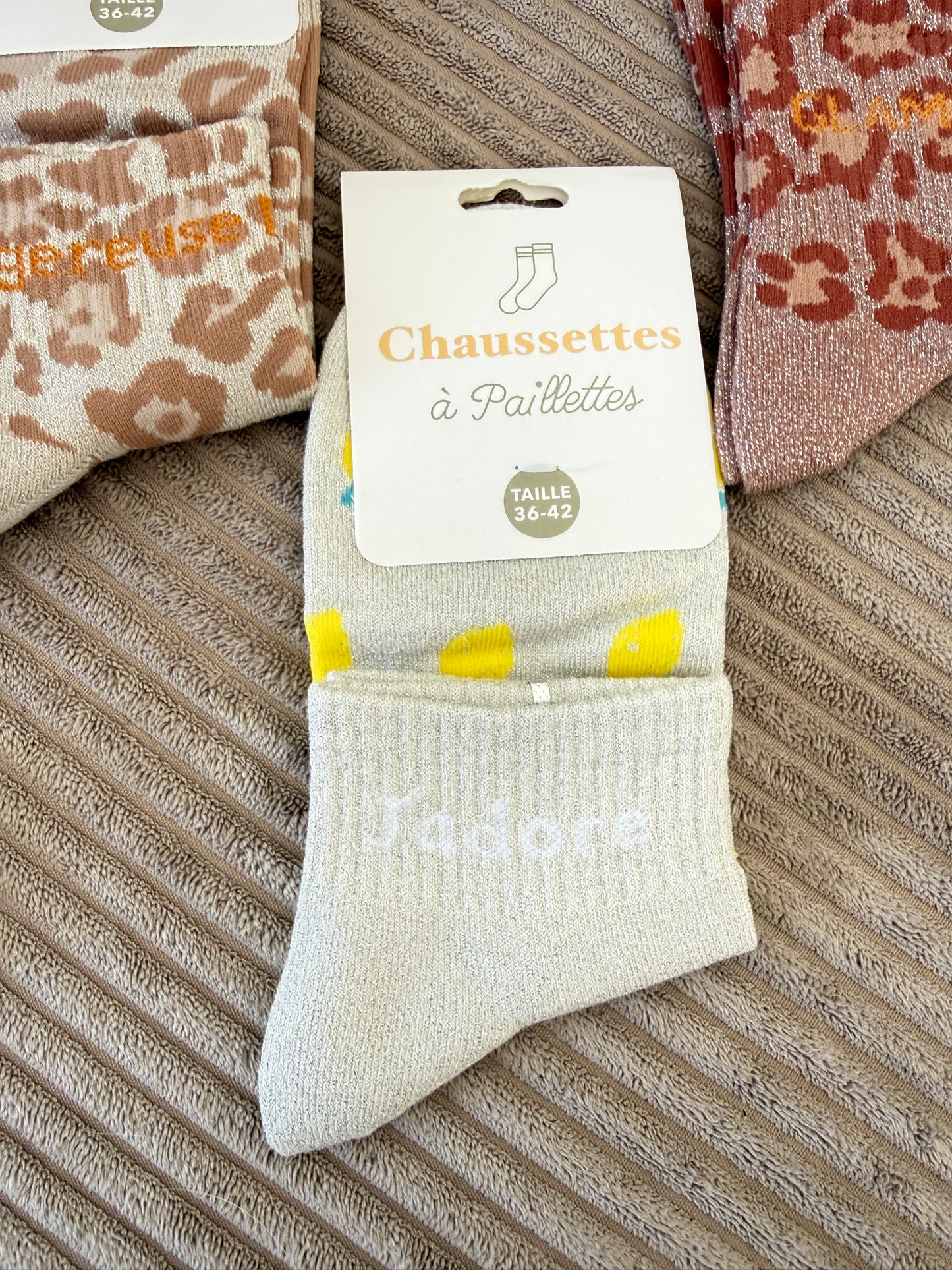 CHAUSSETTES À MOTIFS