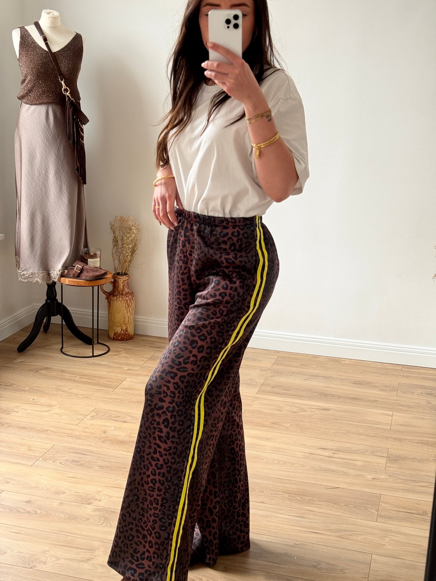 PANTALON LÉOPARD JAUNE