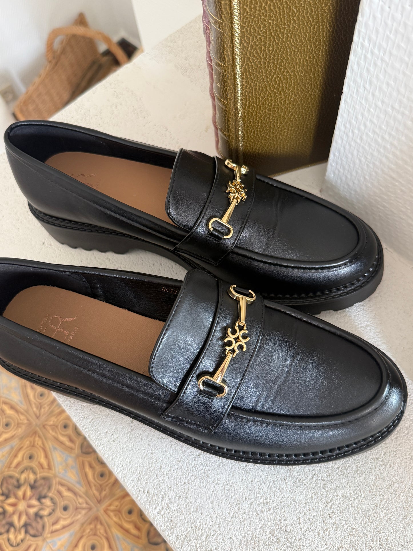 MOCASSINS NOIRES